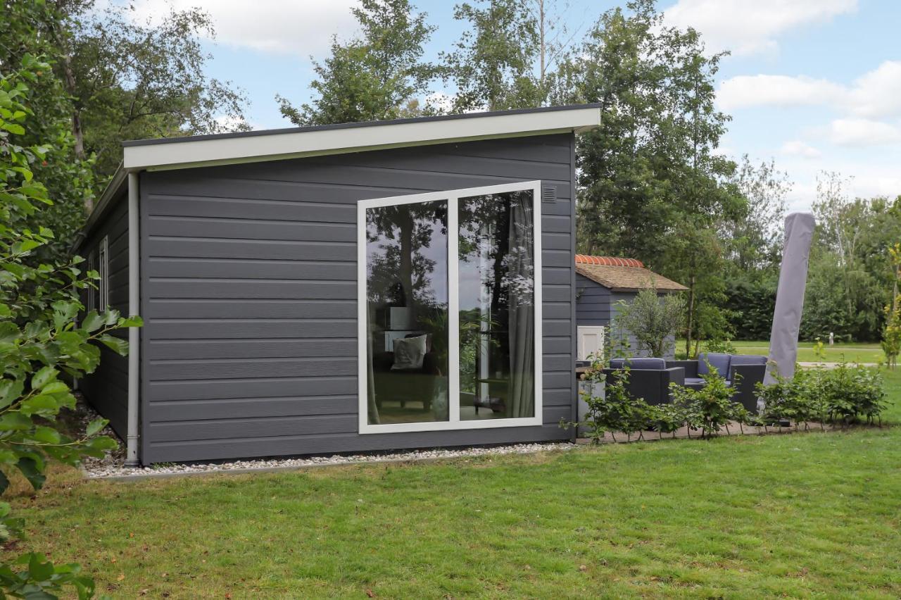 Landelijk Chalet 87 Oosterwolde  ภายนอก รูปภาพ